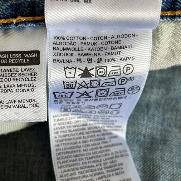 Men’s Levi’s 569 Jeans with distressing, Size 44w x 30in - Picture 11 of 13